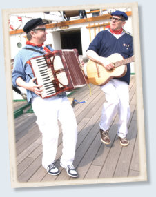 Maritime Comedy, Walk Act und Shantys aus Hamburg