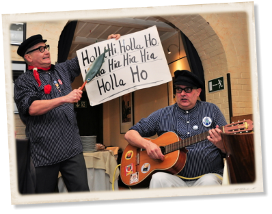 Maritime Comedy, Walk Act und Zauberer und sogar Musik aus Hamburg